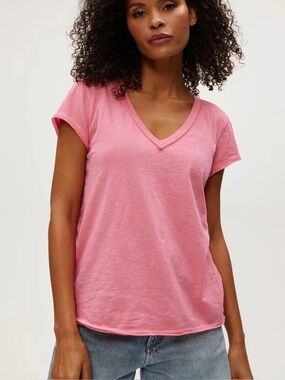 Micheal Stars V Neck Raw Edge Tee